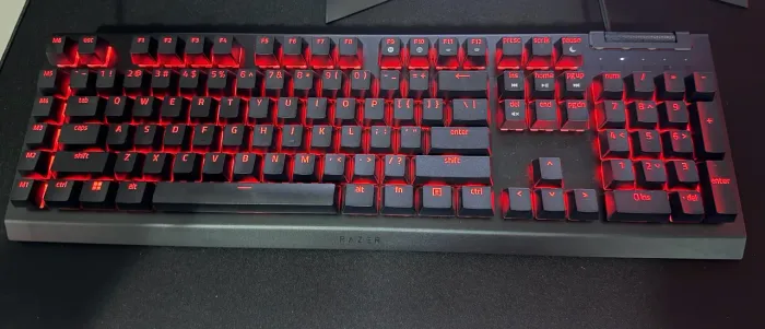 Kit Teclado Razer Blackwidow V4X e Mouse Razer deathadder v2