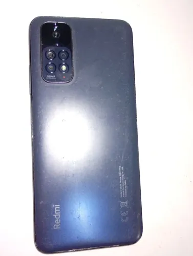 Vendo Xiaomi Redmi Note 11, tá tricando mais está com película não e a tela