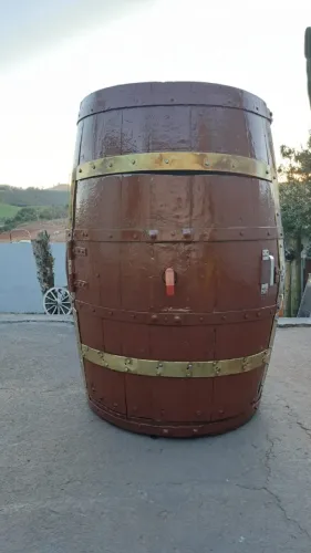 barril de madeira personalizado, artesanato feito a mão.