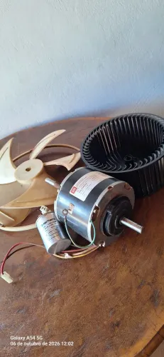 Motor Ar condicionado weg