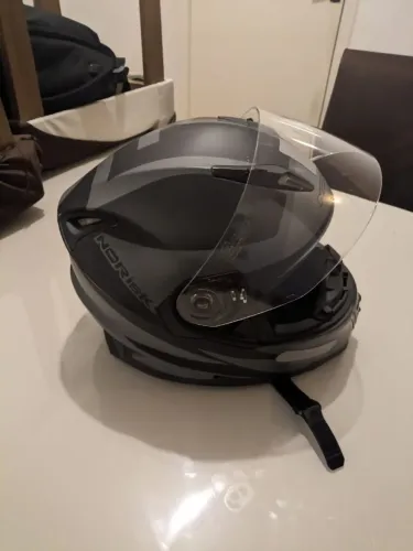 Capacete