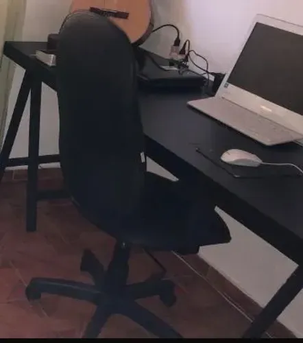 Tampo Preto em MDF Pesado + 2 Cavaletes