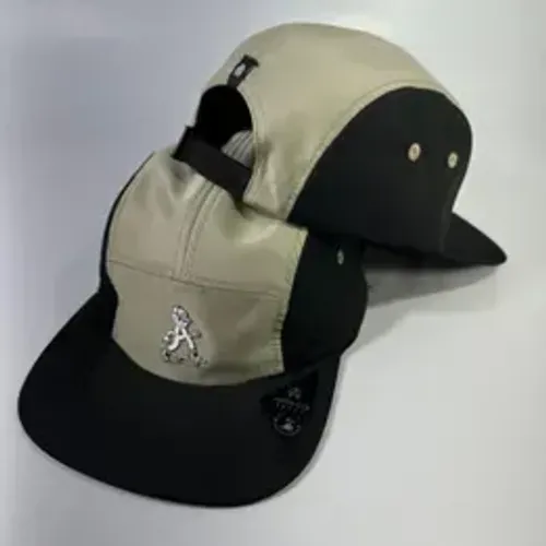 BONÉ FIVE PANEL AZINHO PRETO/CAQUI