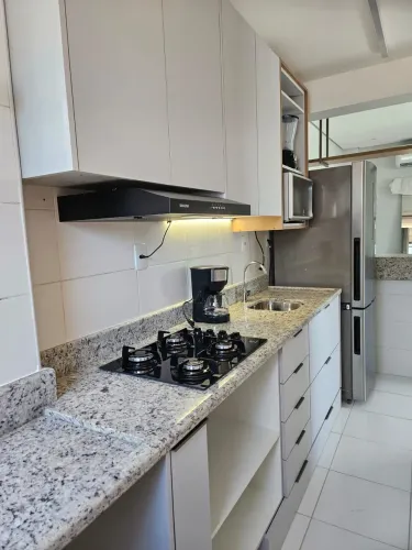 Apartamento para Alugar na Barra, Salvador 1 Quarto Mobiliado com Varanda e Vista