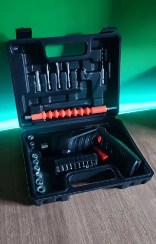 Parafusadeira Sem Fio + Kit Completo de Ferramentas