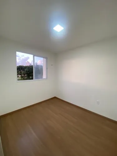 Quarto para Alugar em Apartamento Compartilhado