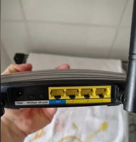 Roteador Wireless Dual Band Ac1200 Multilaser - Re018 Cor Preto