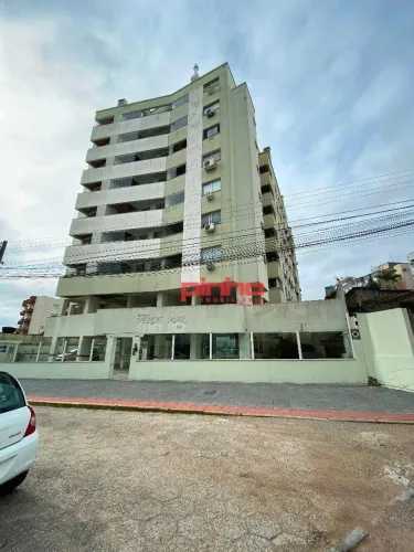 Apartamento com 2 dormitórios para alugar, 67 m² por R$ 3.737,34/mês - Estreito - Florianó