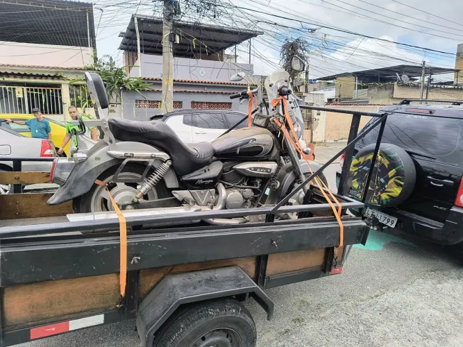 Reboque de motos e quadriciclos