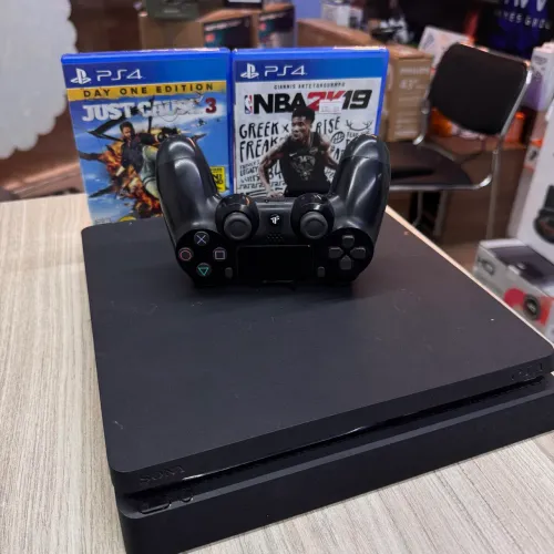 PLAYSTATION 4 SLIM 1TB COM FIFA 19 E GRAN TURISMO 7 / LOJA FÍSICA 