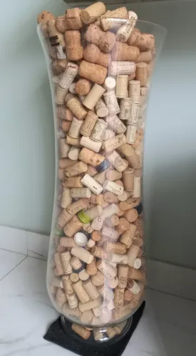Rolhas usadas para decoração ou artesanato