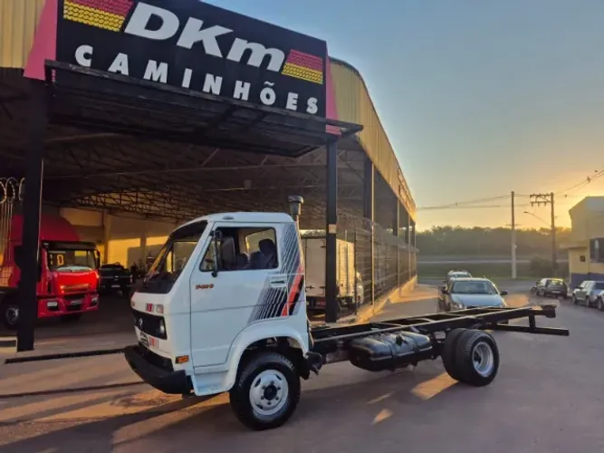 VW 7.90 S ano 1989 motor MWM X 10 chassi