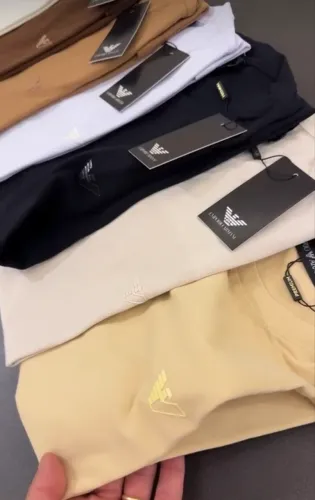 Camisas de primeira linha 