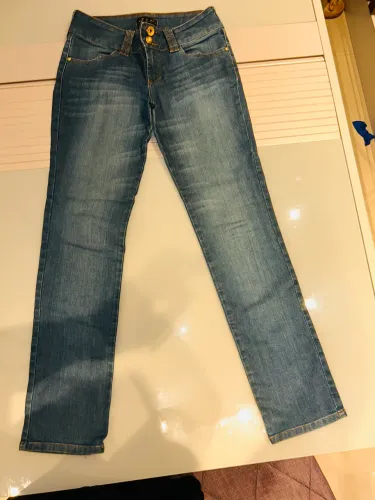 Calça Jeans, EQUUS, MUITO NOVA - tamanho 42 - lindíssima