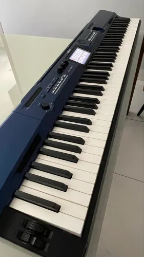 Piano Digital Casio Privia PX-560M
