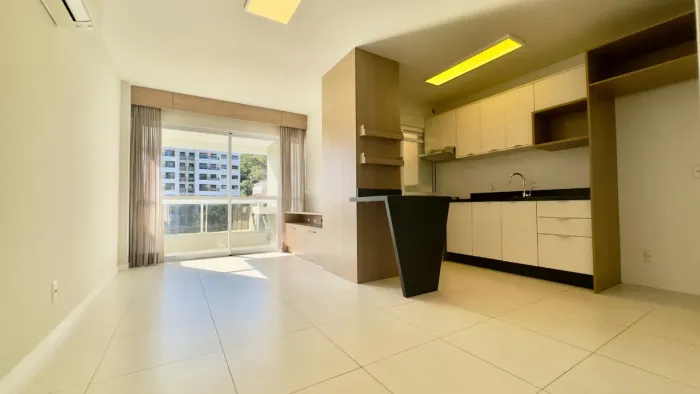Apartamento com 2 quartos, 73 m², à venda por R$ 1.200.000 - Rodovia Virgílio Várzea - Sac