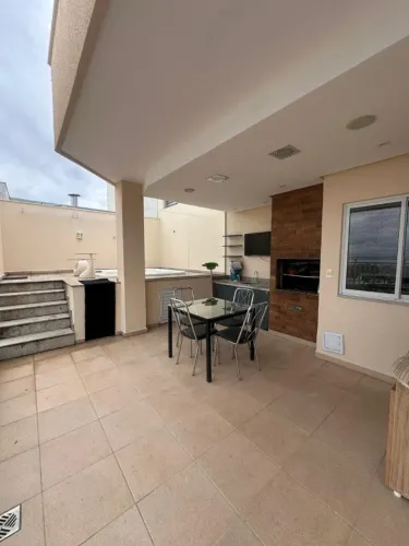 ALUGO COBERTURA NO RESERVA DAS PRAIAS, 2 SUÍTES, 155M2, VISTA RIO