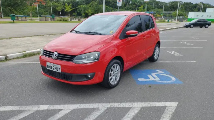 Volkswagen Fox 1.0 MI Total Flex 8V 5P 2014