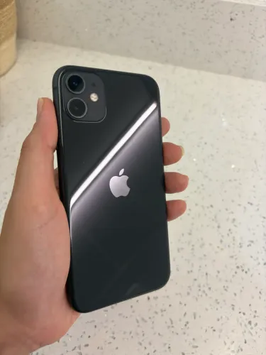 iPhone 11