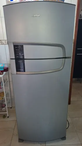 SUA LINDA GELADEIRA TE ESPERA!