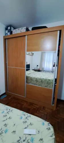 BAIXOU Guarda roupa casal amplo