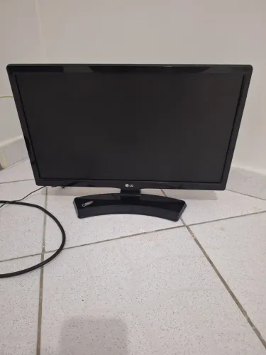 VENDO TV LG 20 PL EM PERFEITO ESTADO.