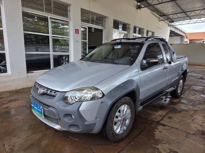 Fiat Strada Adventure 1.8/ 1.8 Locker Flex CE 2013