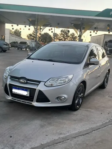 Ford Focus 1.6 S/se/se Plus Flex 8v/16v 5P 2014