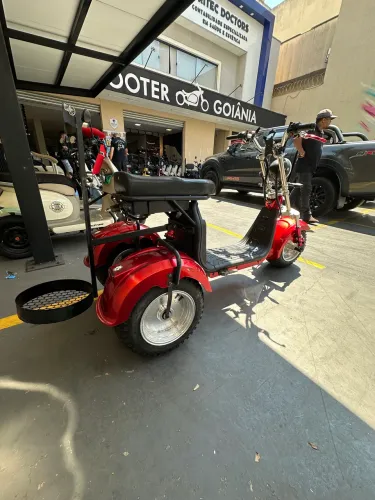 Triciclo Elétrico Motor 4.000 Watts bateria lítio
