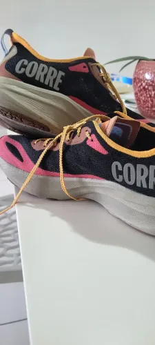 Tenis Corre 4