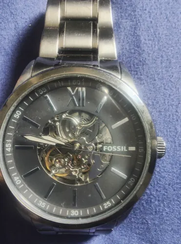 Relógio fóssil skeleton 