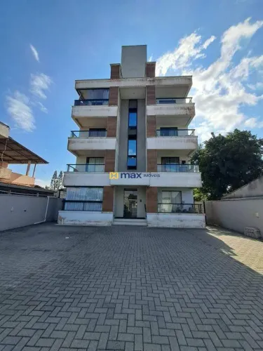 Aluguel: Apartamento semi mobiliado com 2 dormitórios, sendo 1 suíte - Gravatá, Navegantes