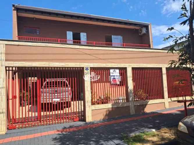 Sobrado com 3 quartos à venda, 191 m² por R$ 650.000 - Conjunto Cafezal 2 - Londrina/PR
