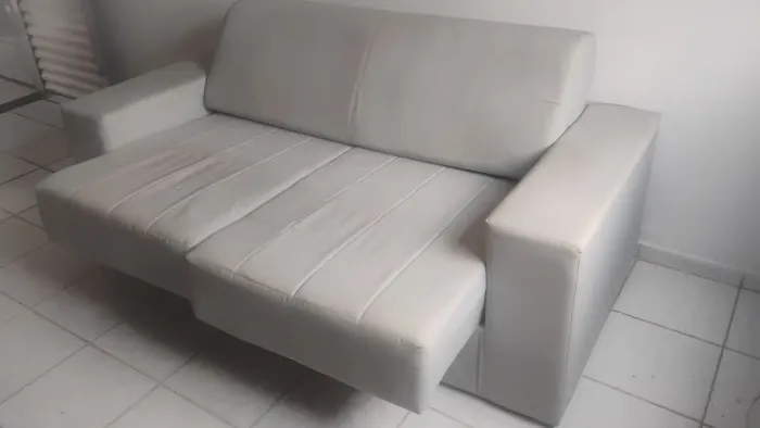 Sofá Retrátil 2 lugares *