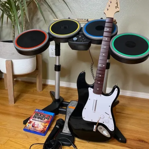 Kit Rockband - Microfone + Bateria + Guitarra para PS4