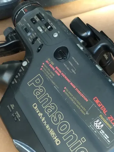 CAMERA VHS PANASONICA OMNIMOVIE