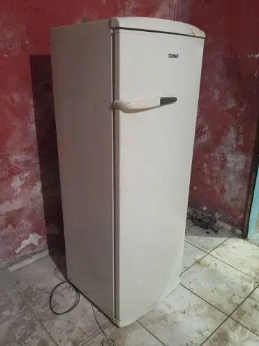 Geladeira Consul funciona perfeitamente fácilito a entrega ZAP ZAP *
