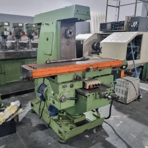 FRESADORA UNIVERSAL ROMI U-30