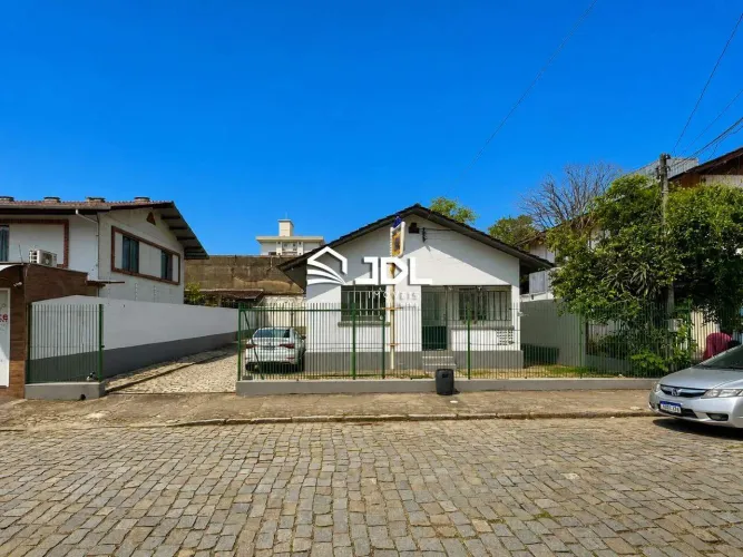 Terreno à venda no bairro Centro (Blumenau)