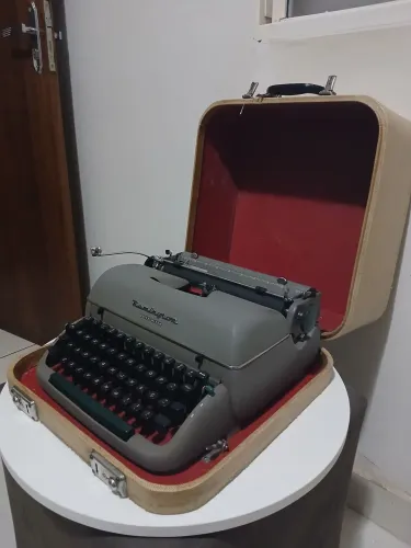 Máquina de escrever