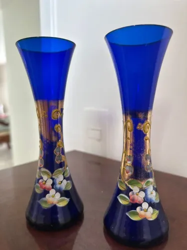 Par de vasinhos venezianos