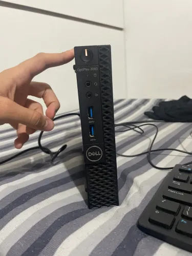 Mini Pc Dell 3060 i5 8th + Monitor teclado e mouse