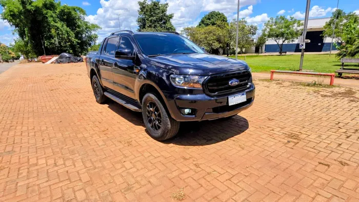 Ford Ranger Black 2.2 4X2 CD Diesel AUT 2023