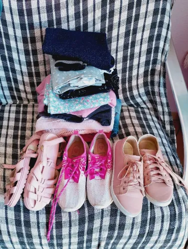 Lote 2 de roupas infantis 10/12 anos.