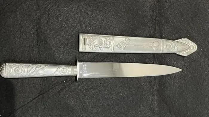 Punhal