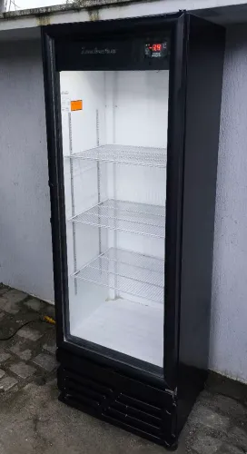 Cervejeira expositora Imbera 450L 220v