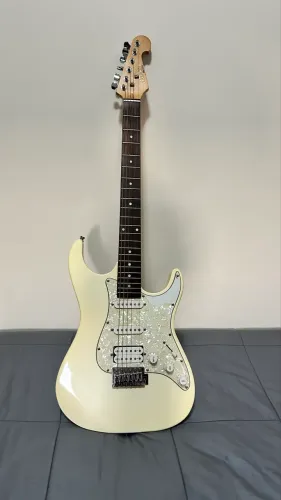 Guitarra Memphis MG 37 ss - usada