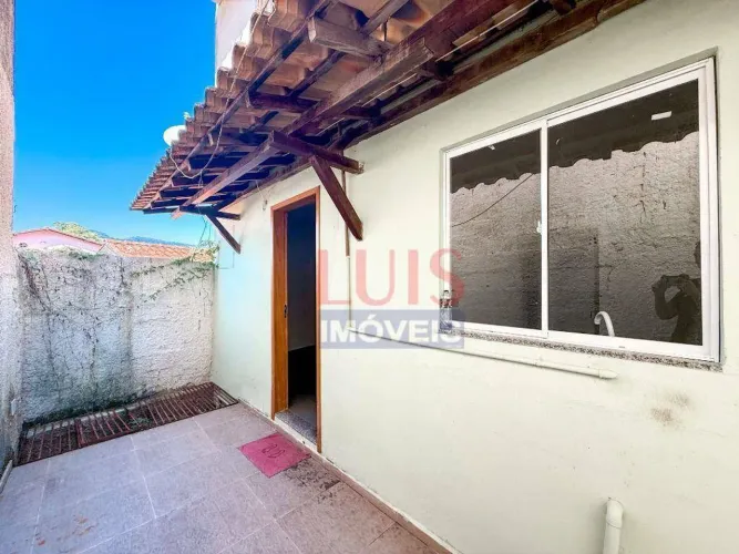 Casa com 1 dormitório para alugar, 40 m² por R$ 1.300/mês + taxas- Itaipu - Niterói/RJ