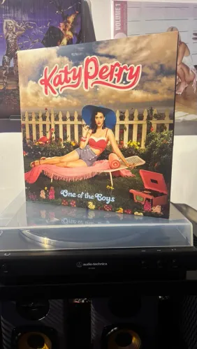 Katy Perry One of the Boys - Limited Cloudy Blue Sky