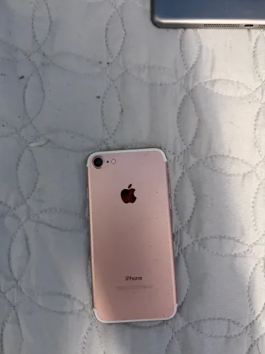 IPHONE 7 gold rose